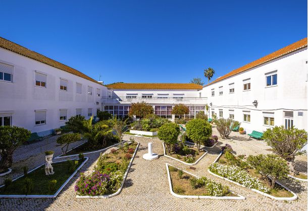 LAR GRANJA LUÍS RODRIGUES