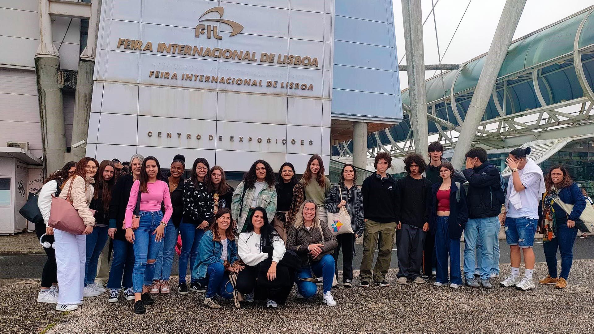 Jovens dizem “What’s Up” ao seu futuro na Futurália!