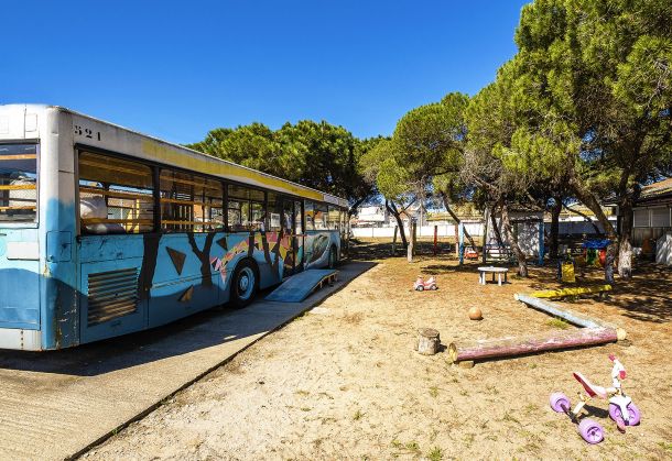 CENTRO DE DIA - CENTRO SOCIAL DA TRAFARIA