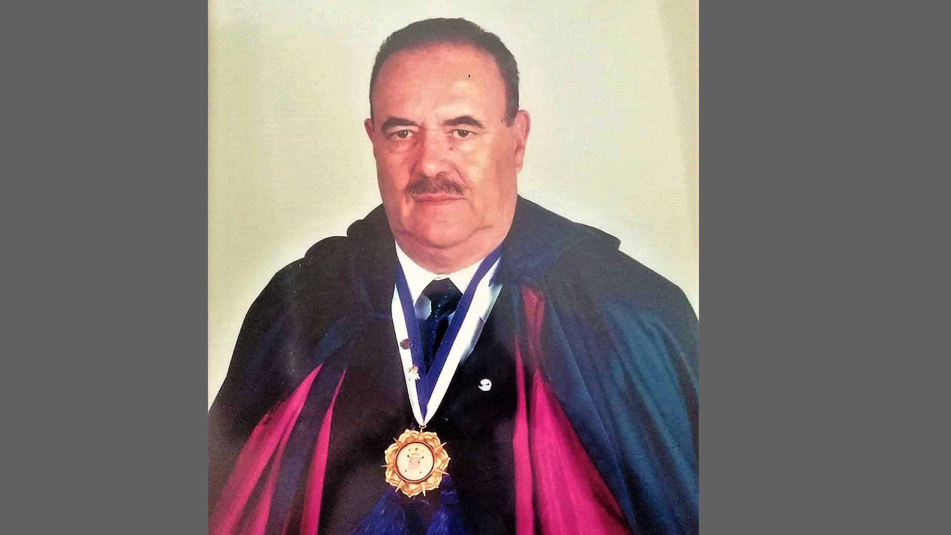 Nota de pesar pelo falecimento do ex-provedor Adalberto Valente da Cruz