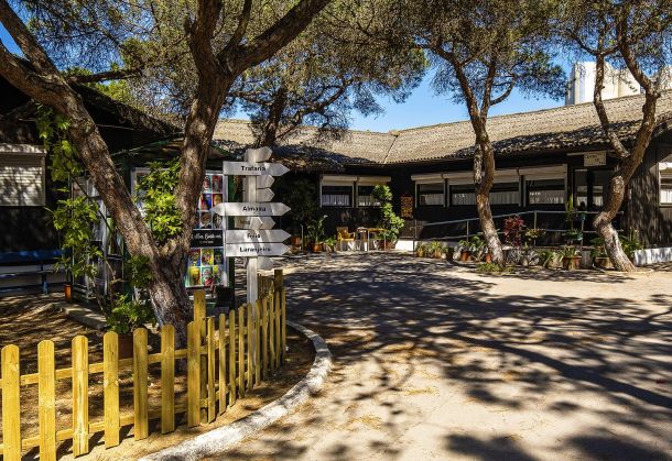 CENTRO DE DIA - CENTRO SOCIAL DA TRAFARIA